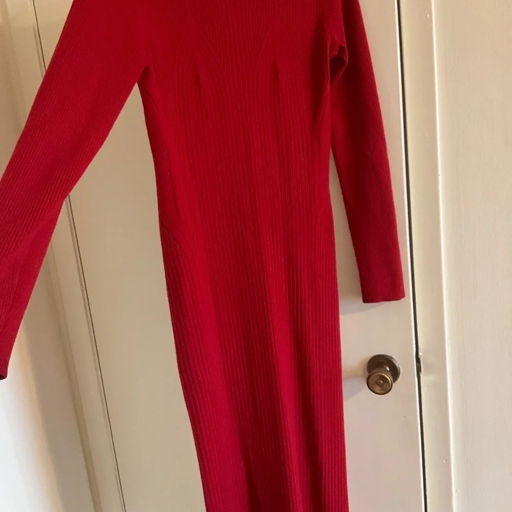 LITA BY CIARA BELLA Slim fit MERINO WOOL SWEATER DRESS Red - Picture 4 of 7